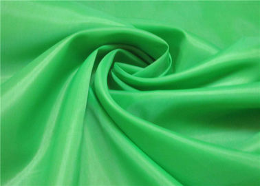 China Tela verde da tela 100% do forro do tafetá do poliéster, tecida &amp; da tingidura do tafetá fornecedor