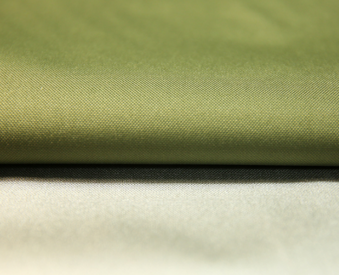 A tela de nylon roxa de Oxford 600d, planície tingiu a tela de estiramento de nylon do à prova de água